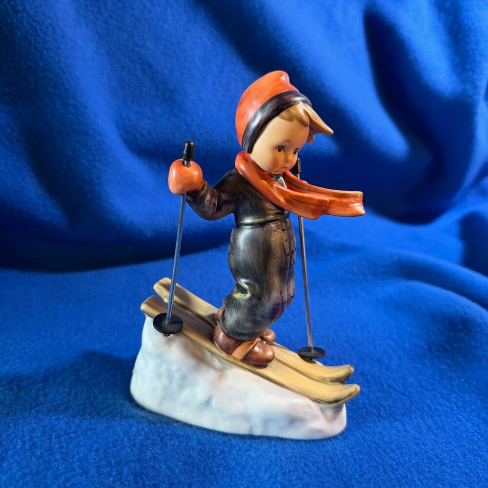 Hummel Skier